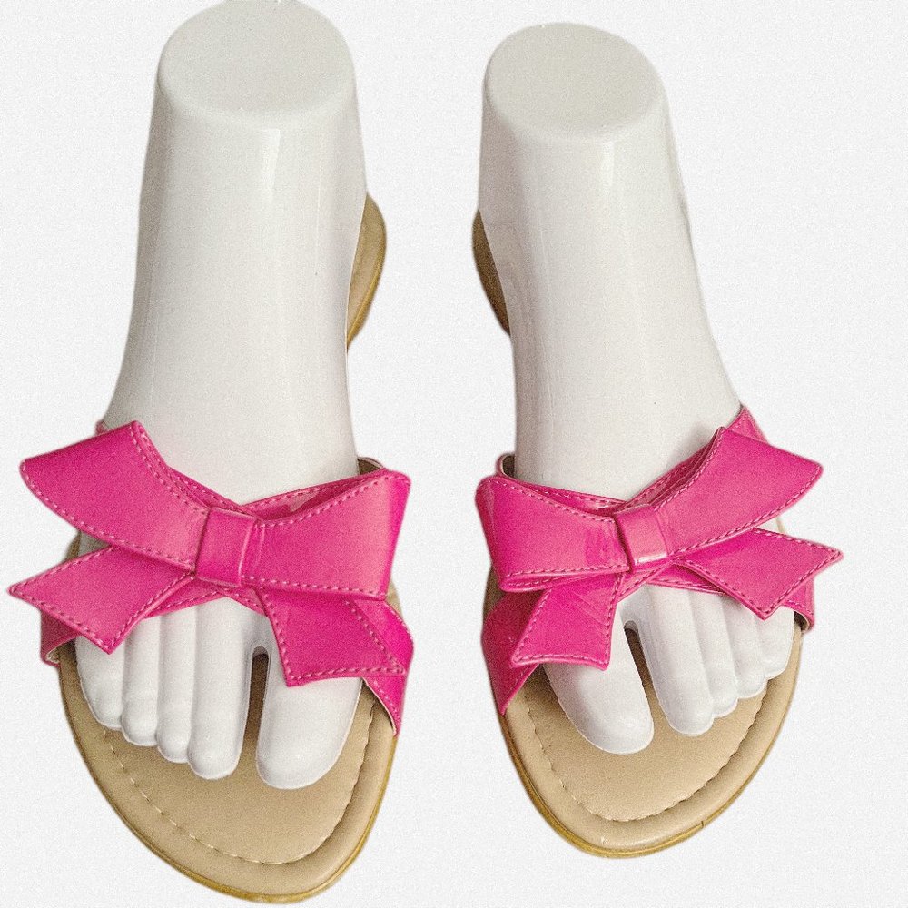 Sotto Sopra Hot Pink Patent Leather Flat Sandals - Gently worn